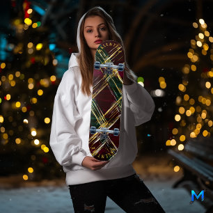 Skateboard Plaid Festivo en Negrita con Destellos Dorados