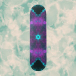 Skateboard Psicodelia Hippie morado y Verde azulado<br><div class="desc">Este diseño psicodélico del caleidoscopio presenta un diseño púrpura y verde azulado. Vibrantes imágenes trippy para el hippie moderno o para cualquiera que ame los colores brillantes.</div>