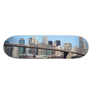 Skateboard Puente de Brooklyn y horizonte de Manhattan, ci de