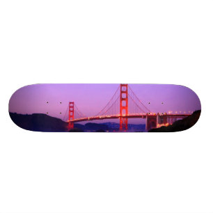 Skateboard Puente Golden Gate en la playa del panadero en el
