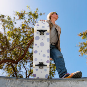 Skateboard puntos de polka pintados a mano