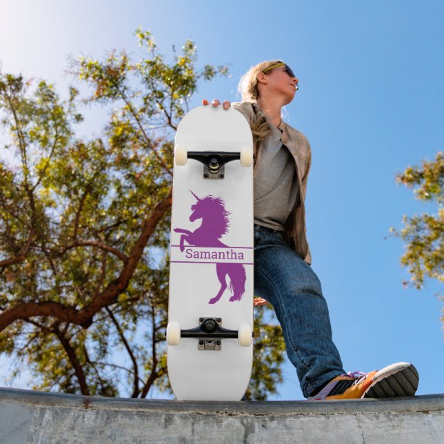 Skateboard Purple Unicorn (Exterior 1)