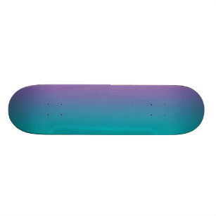 Skateboard Púrpura y trullo