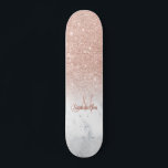 Skateboard purpurina dorado Rosa moda de mármol oscuro añada<br><div class="desc">purpurina dorado Rosa moda de mármol blanco oscuro añada tu nombre,  monograma</div>
