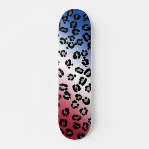 Skateboard Purpurina Estampado Leopardo Rojo Blanco y Azul