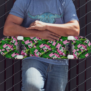 Skateboard Rana Rosa En Diseño De Patrón De Hojas Verdes