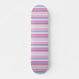 Skateboard Rayas azules rosadas lindas
