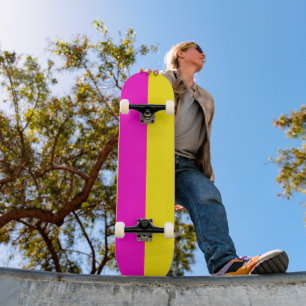 Skateboard Rayas De Color Rosa Y Amarillo Canario Caliente