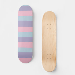 Skateboard Rayas Desiguales en Azul, Rosa y Lila