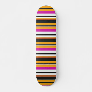 Skateboard Rayas naranjas negras lindas