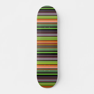 Skateboard Rayas negras lindas y coloridas