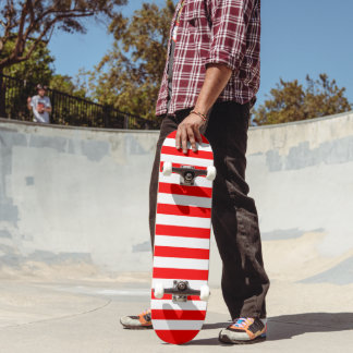 Skateboard Rayo rojo y blanco minimalista
