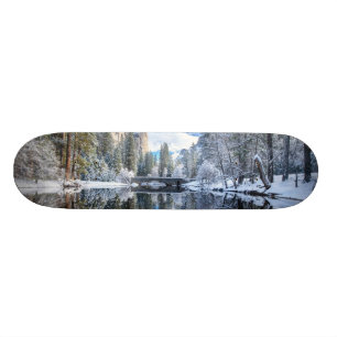 Skateboard Reflexión del invierno en Yosemite