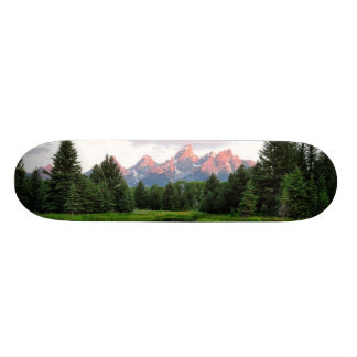 Skateboard Reflexiones magníficas de Teton sobre la charca