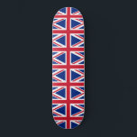 Skateboard Reino Unido (Bandera Británica) (Union Jack) (Rein<br><div class="desc">Este diseño presenta la bandera nacional del Reino Unido, también conocida como Union Jack. La bandera también es conocida como la Bandera de la Unión Real en Canadá. Se remonta a principios del siglo XVII, cuando James I había heredado los tronos inglés e irlandés, que le permitían unir a Inglaterra,...</div>