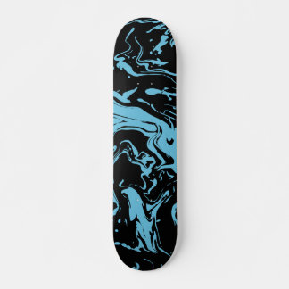 Skateboard Remolinos azules y negros pintura fluida abstracta
