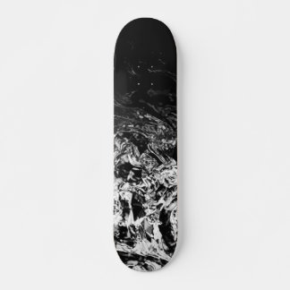 Skateboard Remolinos de gradiente geométrico blanco y negro d
