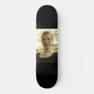 Skateboard Retrato de una joven