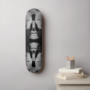 Skateboard Rey faraón blanco y negro