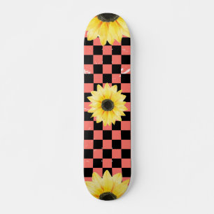 Skateboard rosado y negro Checkered y girasol