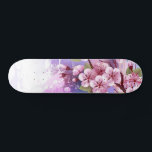 Skateboard Sakura rosa sobre fondo de pintura<br><div class="desc">Dibujado artísticamente,  rama de rosa,  flores de cerezo sobre fondo pintoresco,  texturizado,  pintado con pintura blanca,  rosa y azul. Pink Sakura</div>
