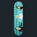 Skateboard Salón de cócteles Retro<br><div class="desc">Cada hora es feliz con este Skateboard Retro Cocktail Lounge. El diseño moderno de mediados de siglo presenta un vibrante estilo de los años 60, minimalista y personalizado de un elegante bar de cócteles. En el fondo de una pared acuática, se pueden ver filas de vasos de bebida. Al menos...</div>