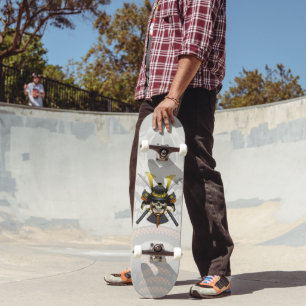 Skateboard Samurai Katanas