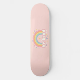 Skateboard Sé Amable – Arcoíris Pastel de Positividad