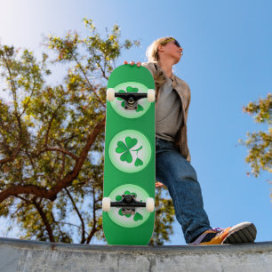 Skateboard Shamrock Leaf