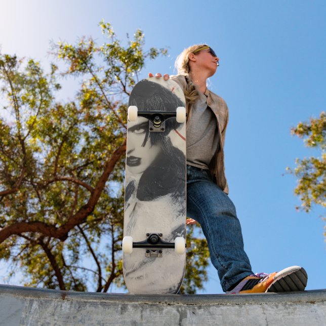 Skateboard She Who Is... (Exterior 1)