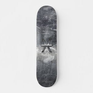 Skateboard Signo zodiacal de Piscis en estilo acero grunge