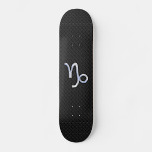 Skateboard Símbolo cromado de Zodiaco de Capricornio sobre la