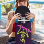 SKATEBOARD SKELETON SKATEBOARDING 'BONE TO BE WILD'<br><div class="desc">PLANCHA DE ESQUELETON EN LA PARTE SUPERIOR</div>