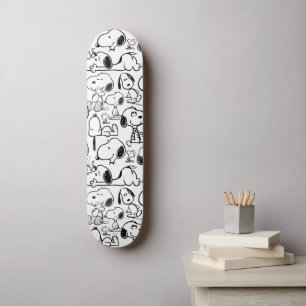 Skateboard Snoopy Smile Giggle Lauggle Pattern