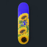 Skateboard Sunflowers - Ucrania, bandera ucraniana, Libertad<br><div class="desc">Girasoles - Bandera Ucraniana Libertad de Paz Ucrania - ¡Apoyen Juntos La Independencia - Victoria! Hagamos del mundo un lugar mejor - ¡todos juntos! Un mundo mejor comienza - depende - ¡los necesita también! Puede transferir a más de 1000 productos Zazzle. Redimensionar y mover o quitar y agregar elementos /...</div>