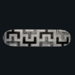 Skateboard tela de barro africana textil con patrones geométr<br><div class="desc">Esta impresión fue hecha por Norman Wyatt,  Jr. al estilo de un trapo de barro africano. Los tejidos de barro se originaron en Mali y son un signo de identidad cultural. Muestra tu amor por la cultura global y los patrones geométricos comprando esta huella!</div>