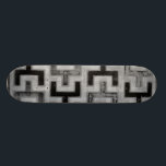 Skateboard tela de barro africana textil con patrones geométr<br><div class="desc">Esta impresión fue hecha por Norman Wyatt,  Jr. al estilo de un trapo de barro africano. Los tejidos de barro se originaron en Mali y son un signo de identidad cultural. Muestra tu amor por la cultura global y los patrones geométricos comprando esta huella!</div>