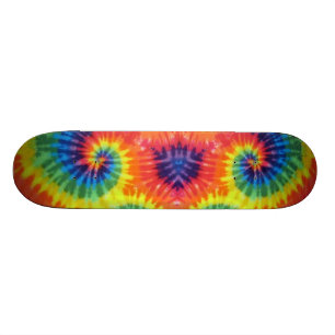 Skateboard teñido anudado