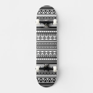 Skateboard textura decorativa azteca BN