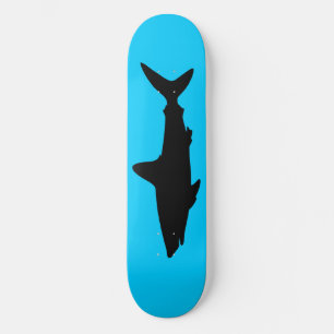 Skateboard Tiburón nadando