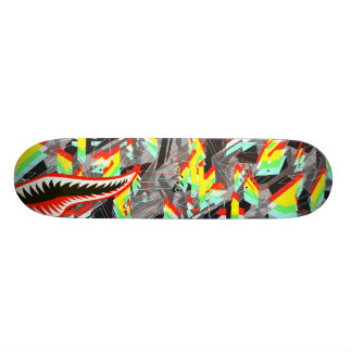 Skateboard Tiburón Trippy de Esvoir Camo