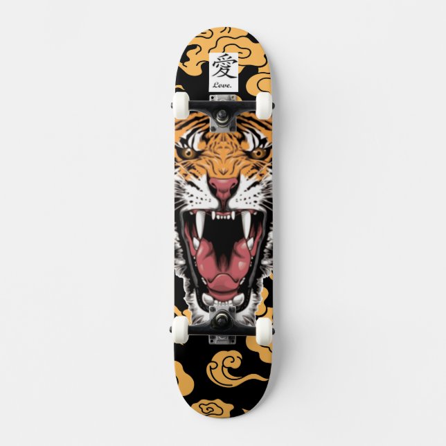 SKATEBOARD TIGRE ROARRILLADOR DE PATINAJE CON PATRÓN DE NUBE (Anverso)
