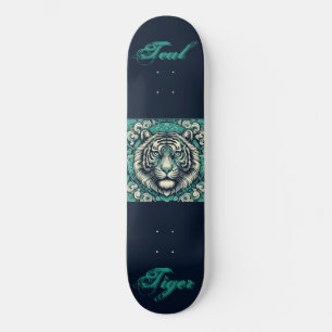 Skateboard Tigre verde azulado en plaza desplazable
