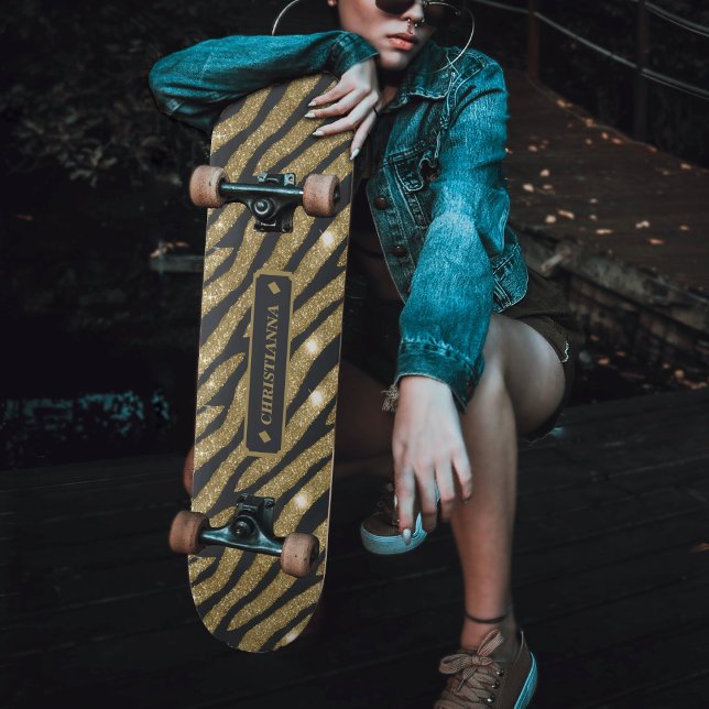Skateboard Tiras de tigre de cebra animal y Purpurina de oro  (Black & Gold Glitter Animal Zebra Tiger Stripe Skateboard)