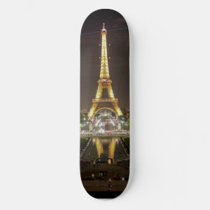 Skateboard Torre Eiffel París Francia