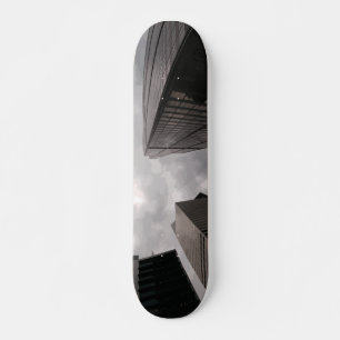 Skateboard Torre en la ciudad.