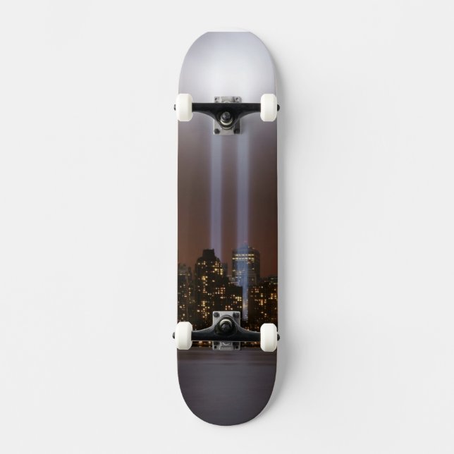 Skateboard Tributo del World Trade Center en luz en Nueva (Anverso)
