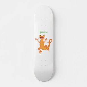 Skateboard Un naranja alegre y lindo bailando
