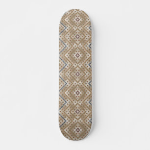 Skateboard un patrón marrón y azul sobre fondo blanco