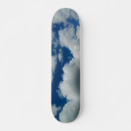 Skateboard Una larga nube